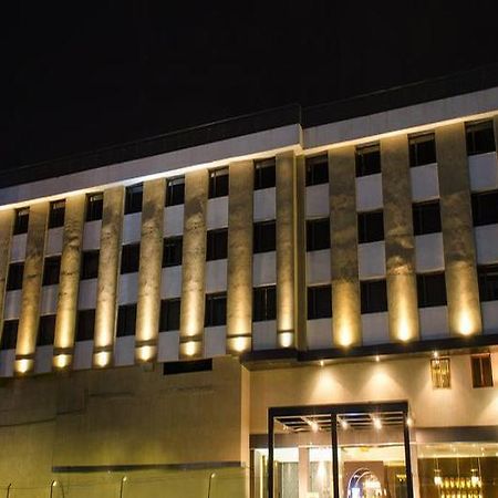 Hotel Siesta Hinjewadi Pune Bagian luar foto